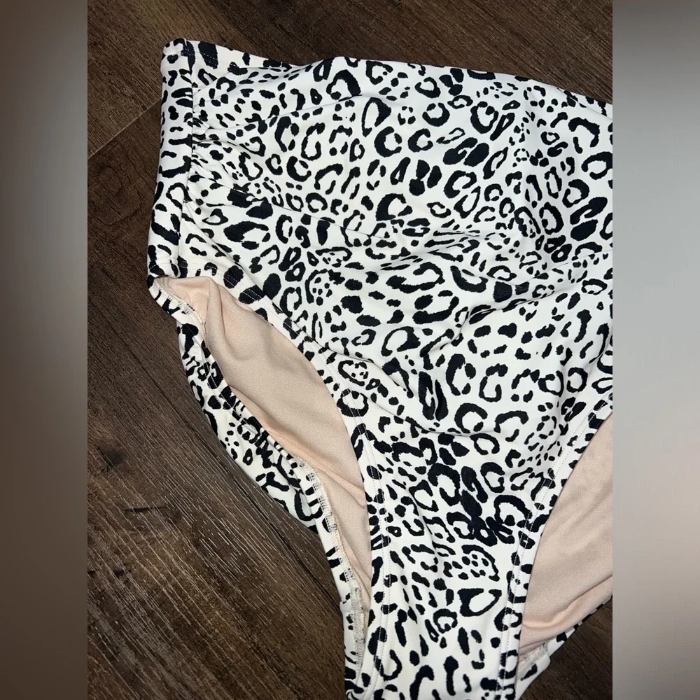 NWT Target Kona Sol High Waisted Bikini Bottom
